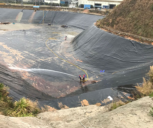 井陉矿区废水池清理
