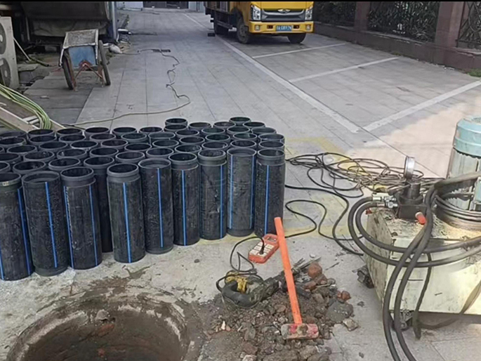 井陉矿区PE置换管厂家 DN315置换管 非开挖管短管置换